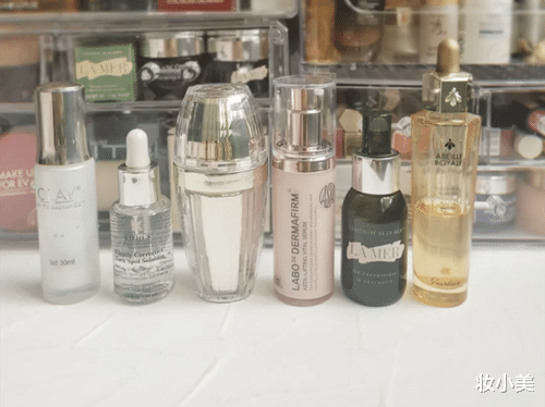 「德妃」6款精华推荐:德妃虾青素精华质地清爽,想美白用小白瓶