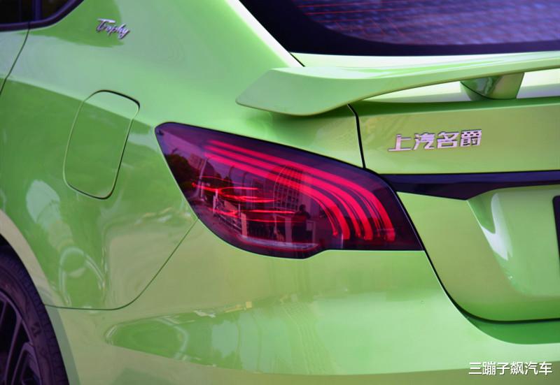 长安汽车|还好没买思域！这货自带“改装”颜值，丐版181马力，不足9万！