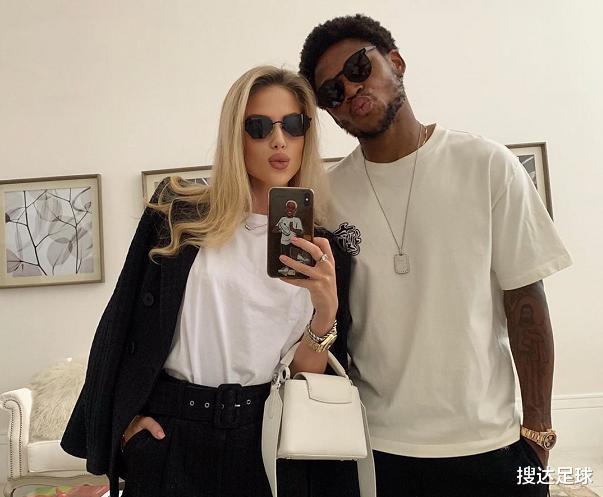 #巴西队#足坛又一对黑白配!巴西国脚妻子为美国黑人发声,揭露可怕的经历