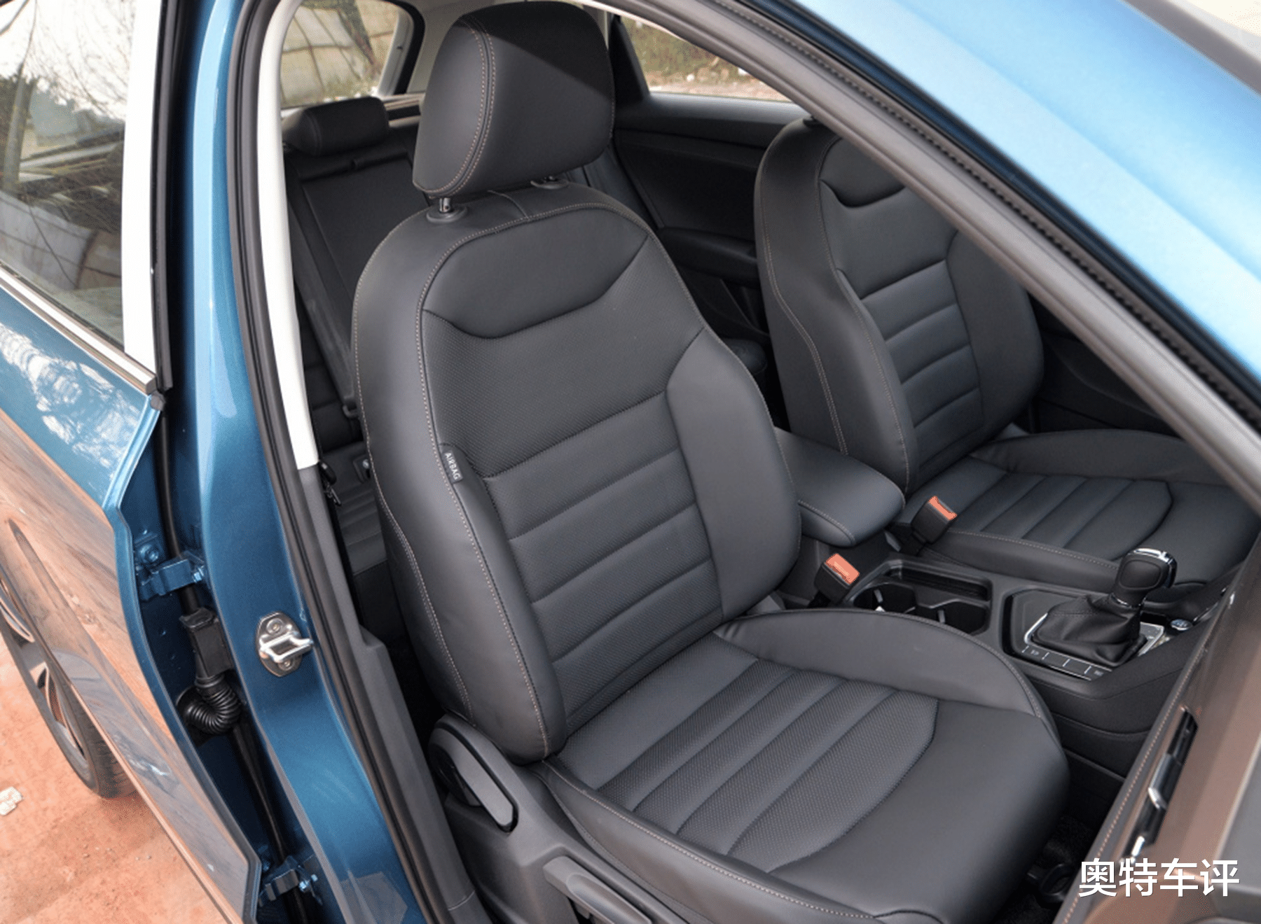 大众汽车|大众打响“价格战”，途岳跌至12万，销量大涨狂甩72897辆