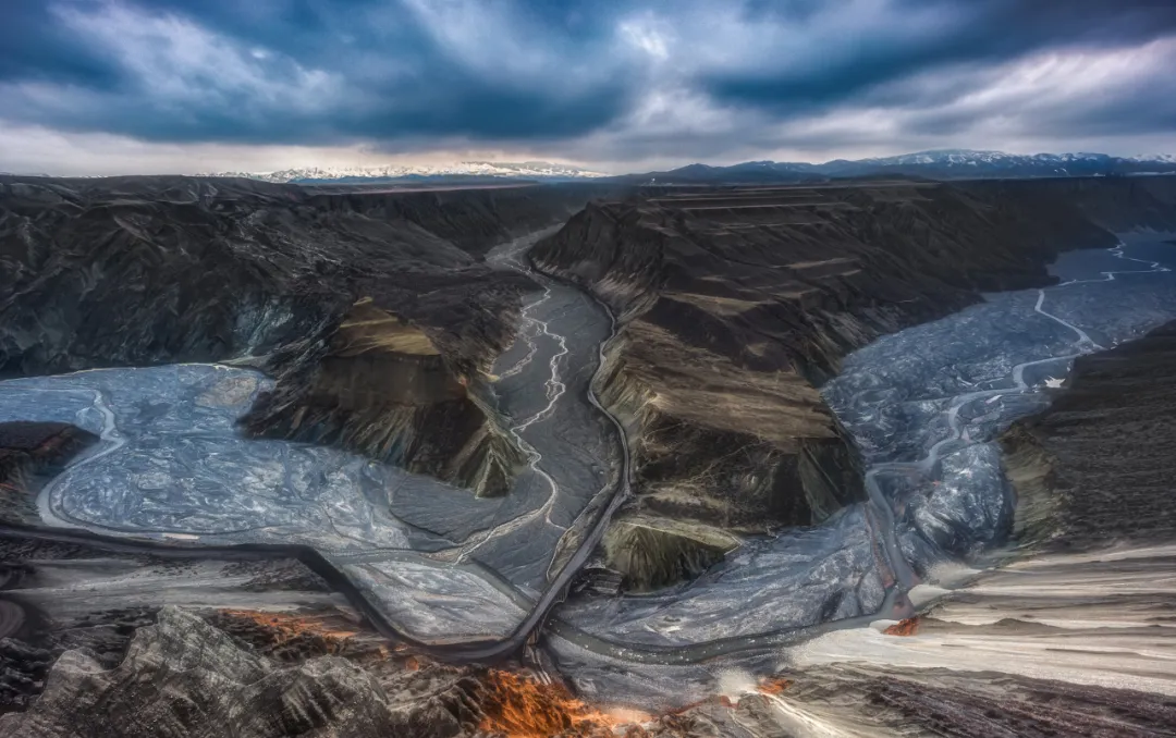 独山子■中国最美网红公路即将通车！千万别跟团，听我的应该这样玩！