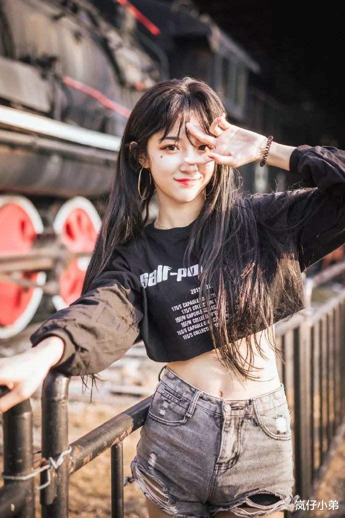 【选秀】这位知名网红将参加明年团体选秀,节目组压力山大,恐将难过审!