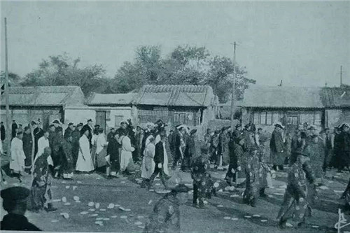 慈禧太后|111年前,在慈禧葬礼上拍下一群“僵尸”的3个人,后来却悲剧了