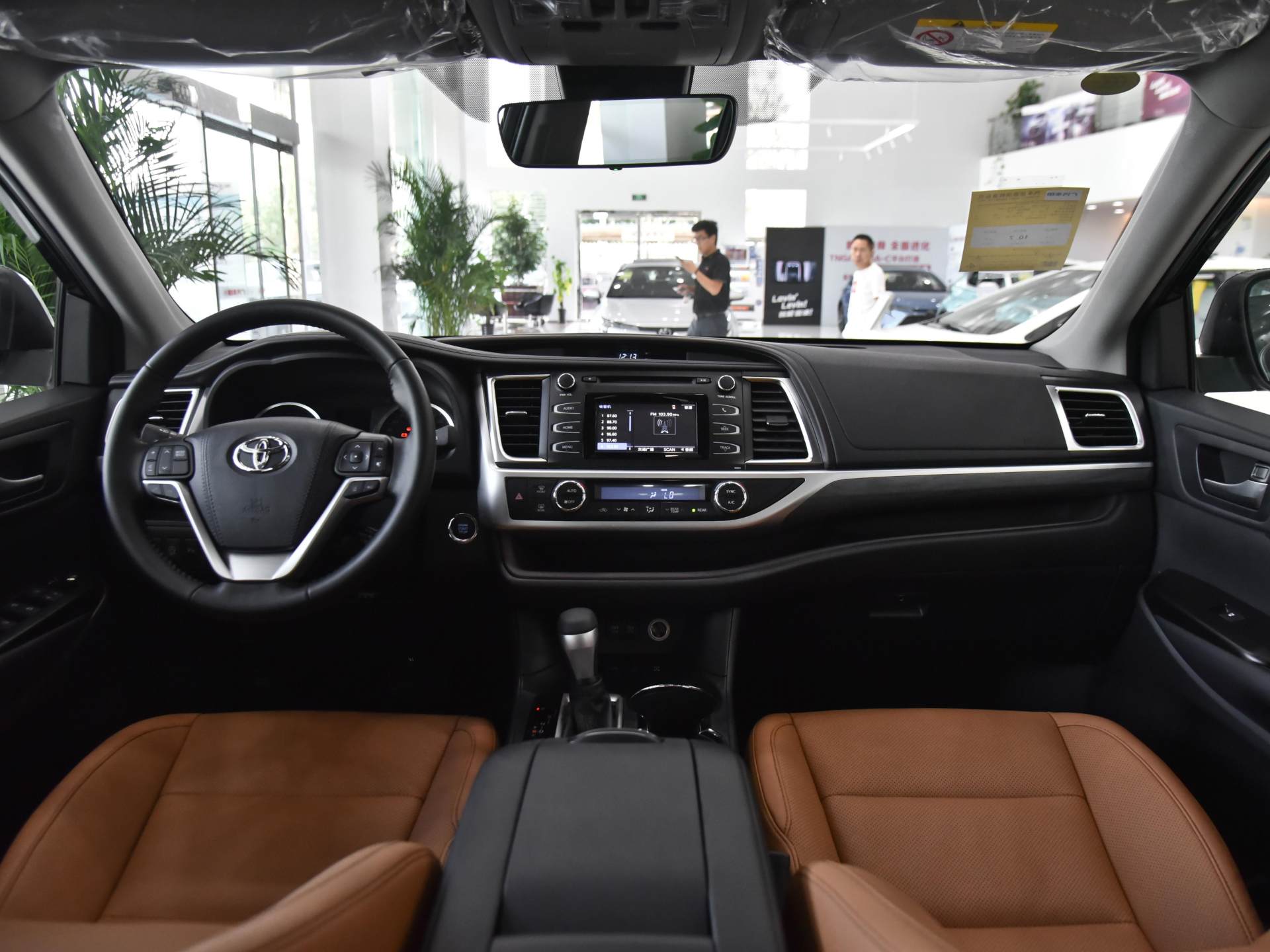 领克03|霸气无敌，2.0T+6AT卖33万，中型SUV还得看汉兰达