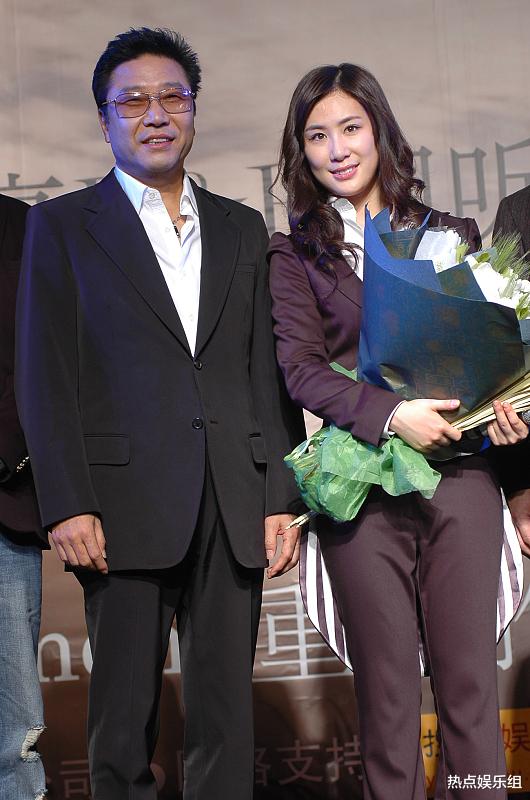 张艺兴|张艺兴啥体量？练习生计划引娱乐圈红星集体祝贺，SM老板还夸上了天