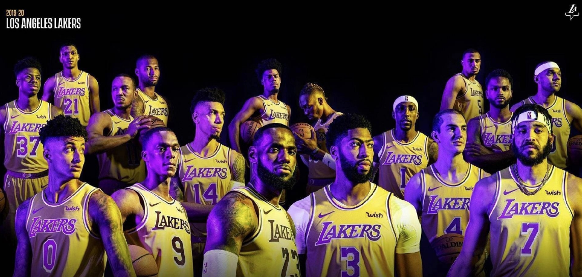 湖人队|杨毅曝湖人内部混乱10年，为何能夺冠？他回应仨字，换乔丹都不行