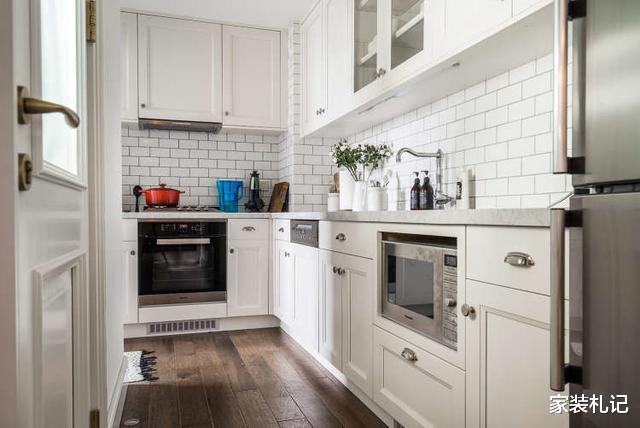 |没造型少吊顶,不做电视墙,看看她家装修,简约精致无比!