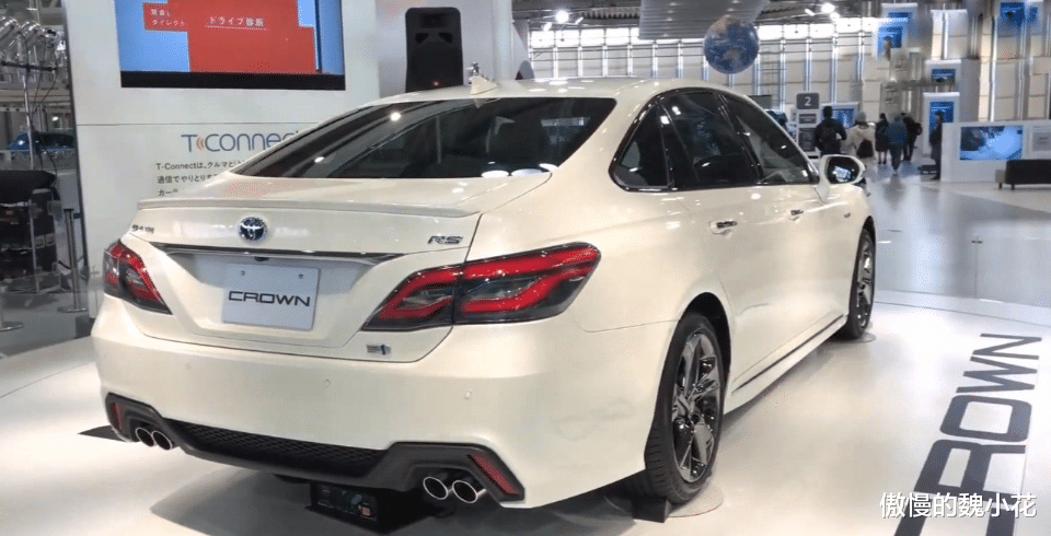 丰田皇冠|2021款“皇冠”日本下线,2.0T带底盘升降,约合人民币27万!