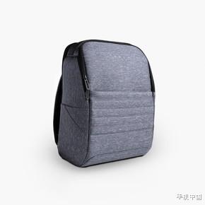 特斯拉|特斯拉推出三款新包 为中国区用户设计采用防水面料