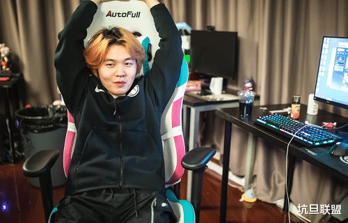 「ig」IG被淘汰后第二天，首发中Rookie率先发声，一小时获赞两万五