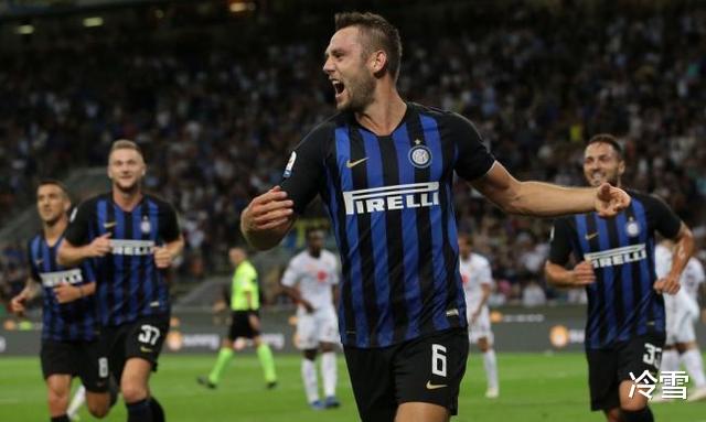 国际米兰：意媒：今日国米诸将若穿越回三冠王时代 仅两人能竞争主力