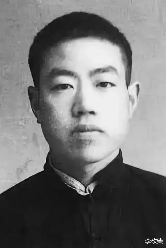 李砍柴|贾平凹酒量惊人，成名以后有钱买茅台，为何父亲没喝上一口