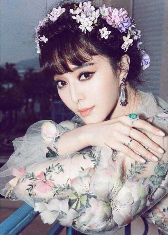 潘玮柏|姜文的仗义和李晨的逃离下,刘晓庆和范冰冰不同结局的真相