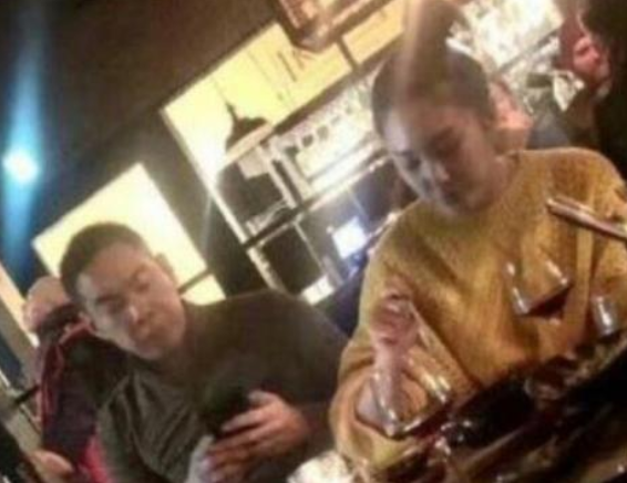 @盛世捞金,遇难就躲,明星惹众怒