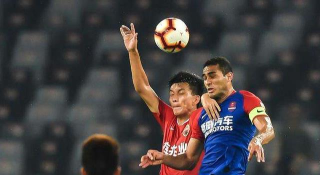 国足|国足又一归化目标诞生！中超52球锋霸疯狂暗示：明年我将符合条件