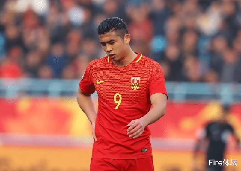 张玉宁：深度分析|风格完全不同的前锋张玉宁跟韦世豪，谁更代表国足未来