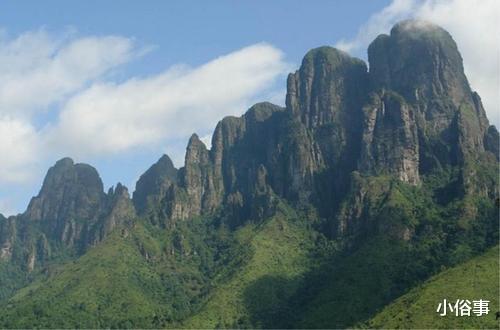 五指山|真实故事:1964年驻守五指山的士兵在牧场遭到散发蓝光的野兽袭击