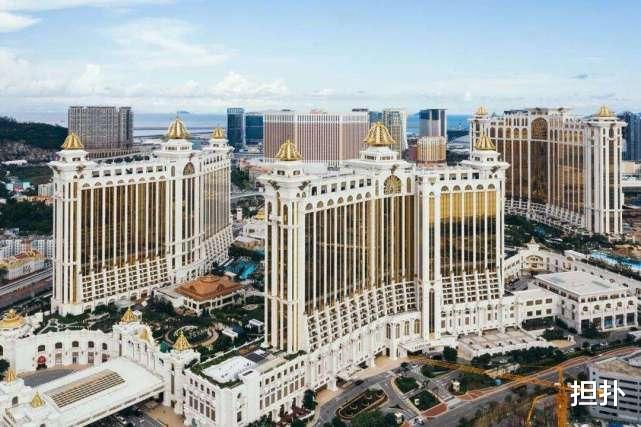 [何超琼]澳门新赌王诞生了，可惜却不是何超琼，而是曾放弃美国国籍的他