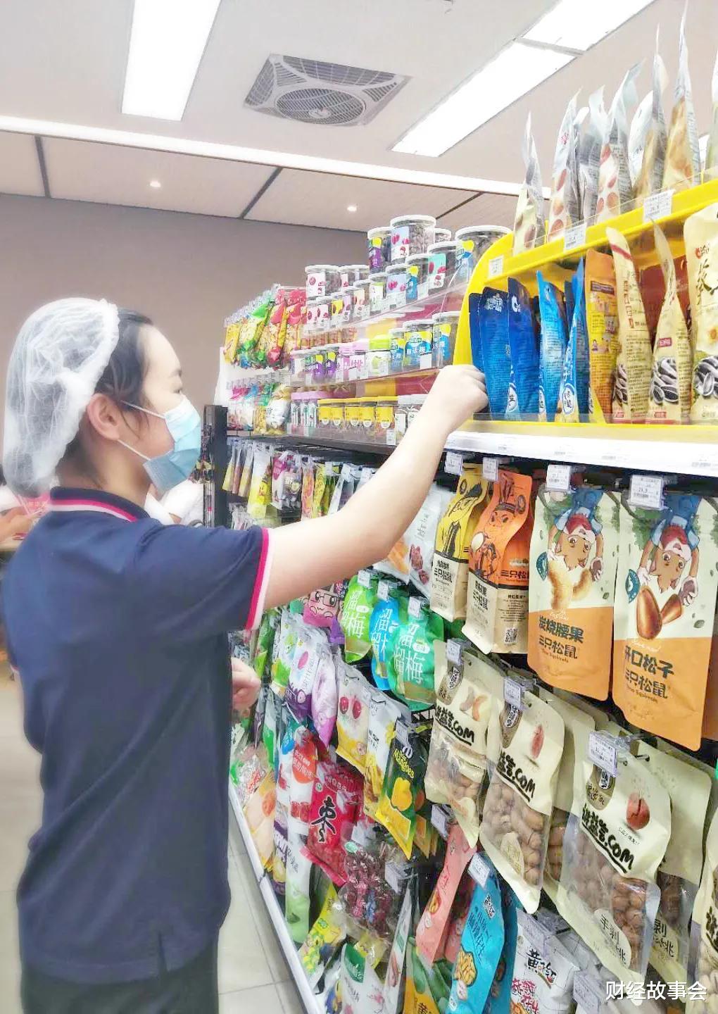 便利店|腾讯阿里入场，12万便利店巷战：镀金的北上广，黄金的三四线？