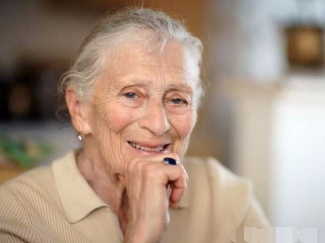 「长寿」身体这2处的“毛”越长,气血越足,越长寿,却经常遭人嫌弃!