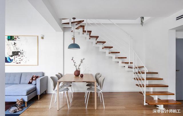 |住惯了中国大屋大院,夫妻俩回国3天就吵着改110㎡,架空客厅宽敞