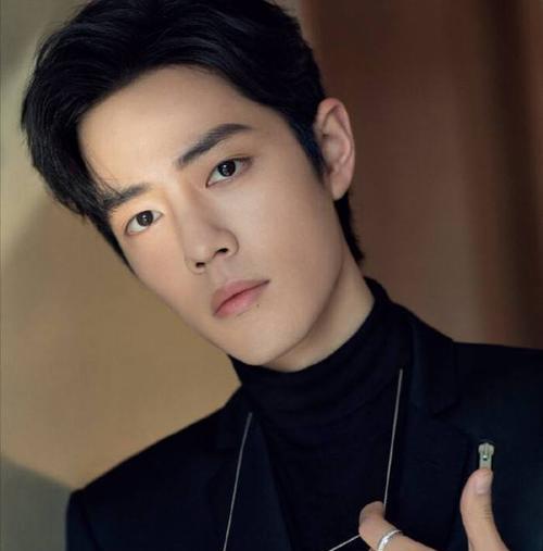 朱晨曦说社会 肖战《王牌部队》“大转变”？北京卫视恐怕要和央视抢上星权！