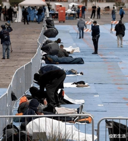 美国：截止于5月2日23时“特朗普”自带免疫。百名高官无一感染，背后真相被实锤！