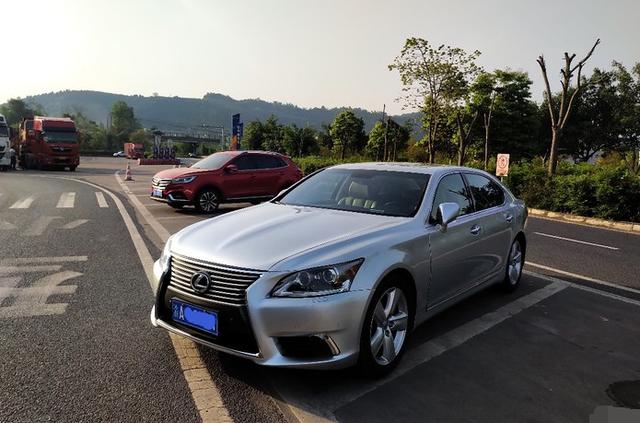 [雷克萨斯LS]118万买的凌志LS460，时隔12年车主又翻到了发票联，坦言历历在目