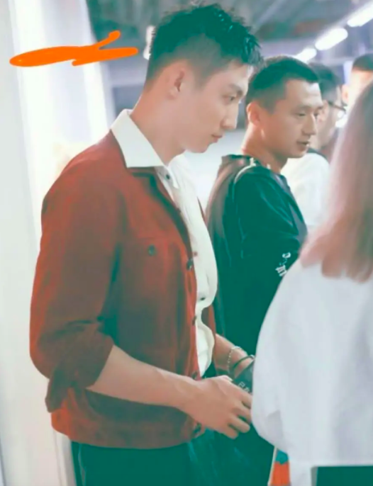 迪丽热巴|果然，热巴黄景瑜是真的？