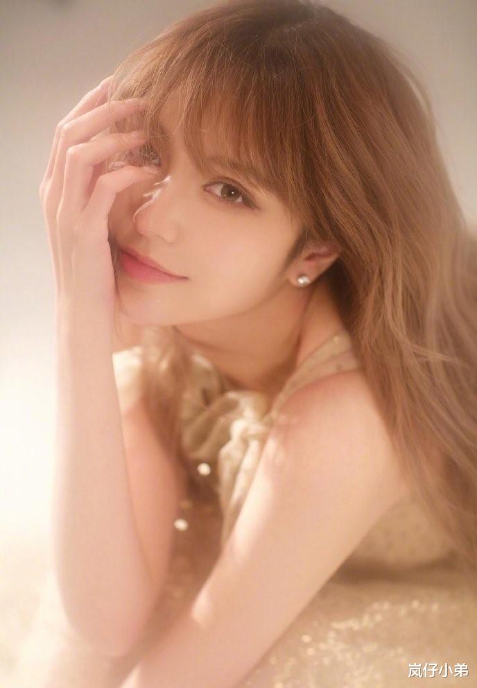 罗志祥▲罗志祥凌晨公开道歉,周扬青点名这位女艺人,男方经纪人做出回应!