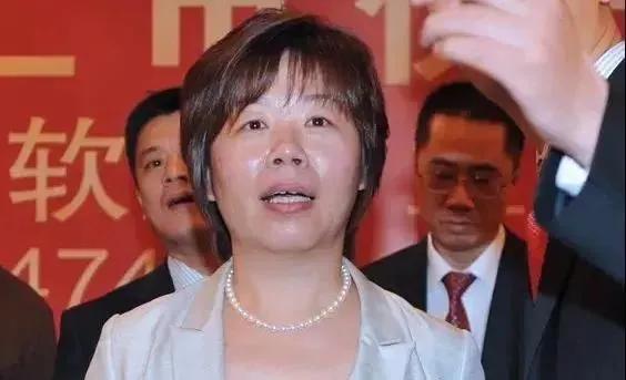 富士康：立讯精密（002475）：超越富士康成为新代工帝国，背后的价值逻辑！