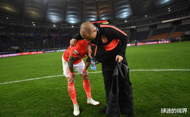 江苏苏宁|恒大球迷真怒了：围攻官微喊话卡纳瓦罗带着塔利斯卡滚蛋