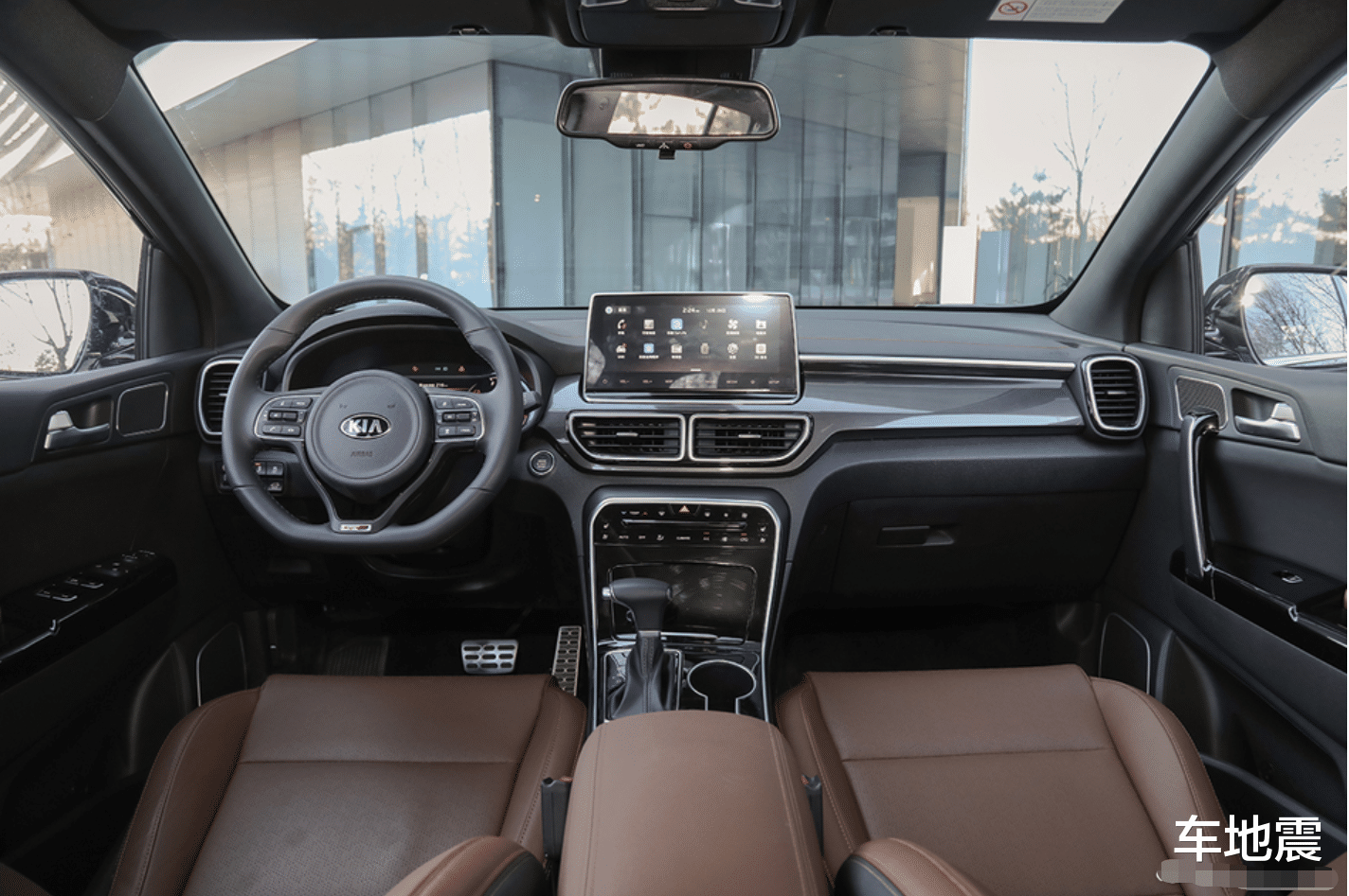 SUV■又一款合资SUV扛不住了，从16.48w跌至10.71w，买国产不如选它好