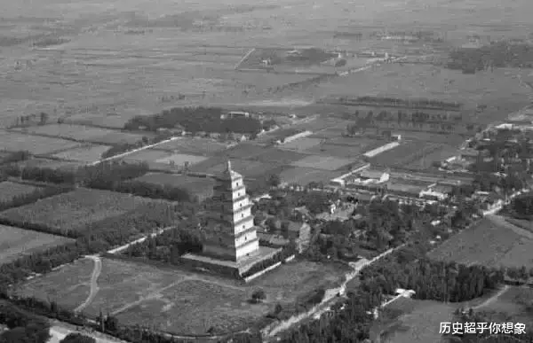 北京市：【老照片】几十年的新老照片对比，你想说什么？