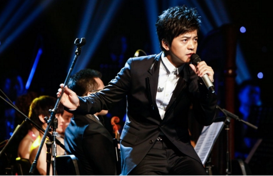 「结婚」高产歌手李健，炙手可热的音乐人，他的音乐吸引了无数人