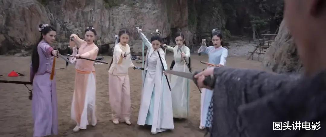 鹿鼎记|豆瓣2.5，《鹿鼎记》热播，遭网友一星差评：最烂翻拍，没有之一