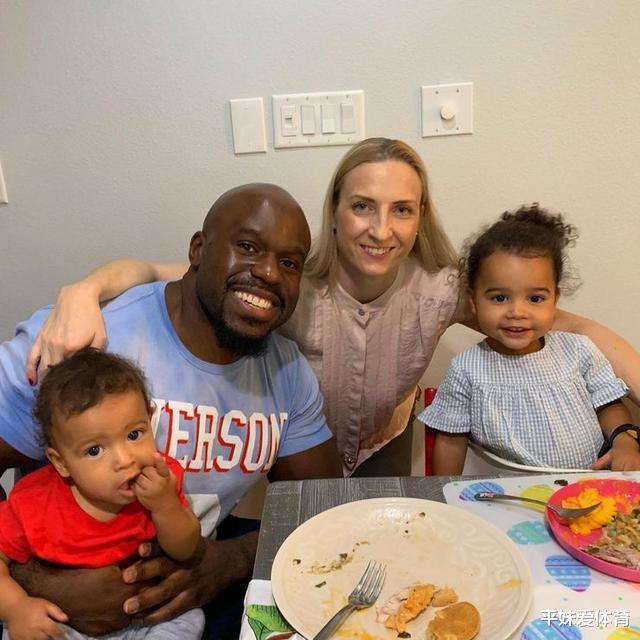 『wwe』十位WWE明星已身为父母,却鲜为人知!三个孩子稀松平常!