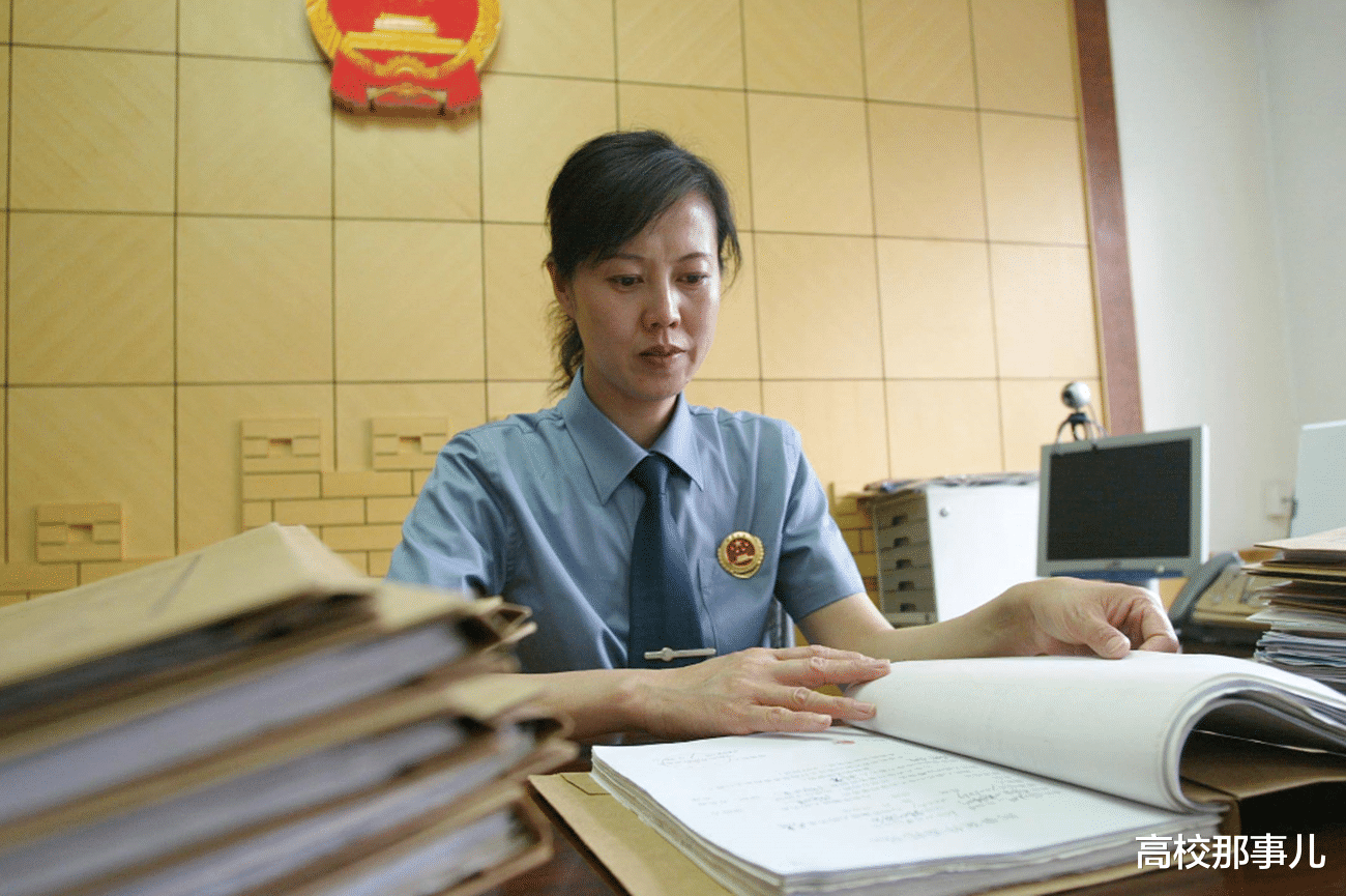 大学|大学“伪热门”的4大专业,看似将来很吃香,实际毕业就失业