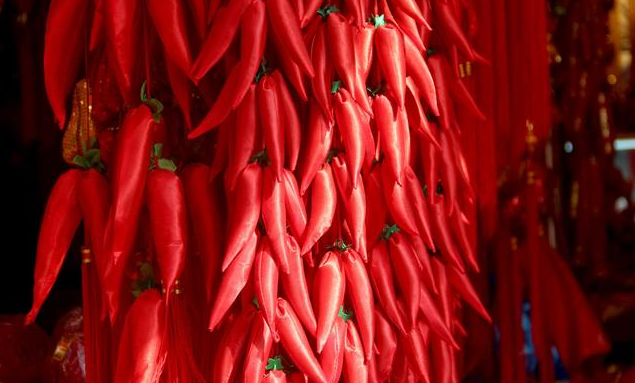 「大富大贵」5月底，财神爷上门，有横财有大奖，横财堆满屋，大富大贵3生肖