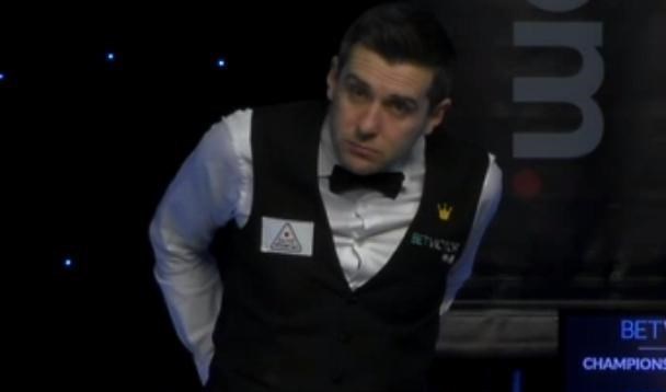 世界冠军|1：1！冠军联赛：中国名将意外现身，上演巅峰对决，逼平世界冠军