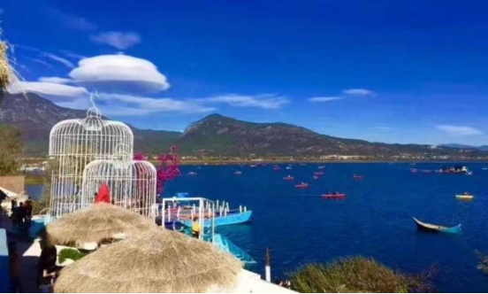 UFO|中国卫星回传照片：丽江上空发现UFO，当地人民表示正常现象！