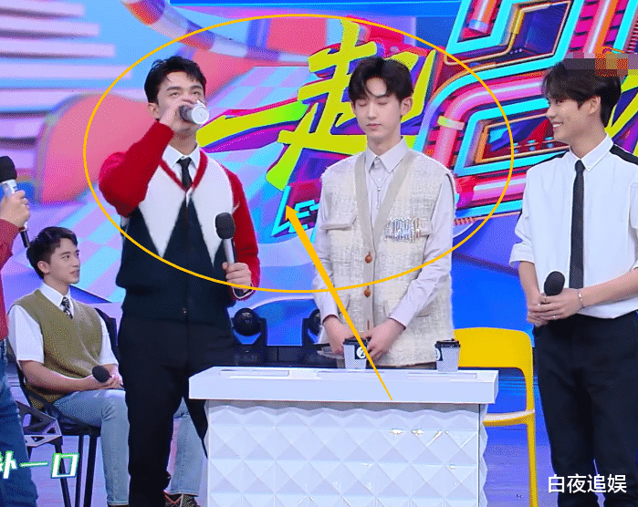 吴磊：吴磊身高也是180，郭俊辰身高180，两人站一起真实身高很明显