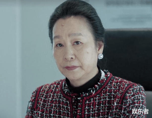 肖战|燃烧：许家福是杀人不眨眼的魔头，发家史极为凶残，后被揭发入狱