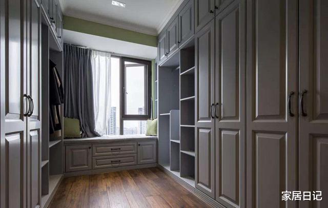 ：学学日本的衣帽间设计，全屋不用一块板，收纳整齐超省钱！