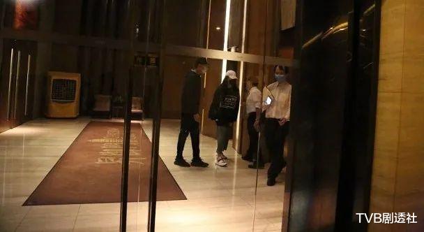 汤洛雯|恭喜！46岁TVB男神马国明拍拖?！与33岁上位小花汤洛雯甜蜜官宣