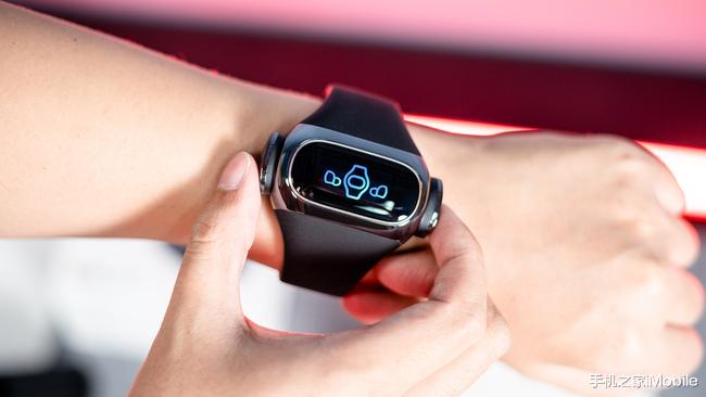 USB|WearBuds将耳机和手环合二为一 这样的操作你见过吗