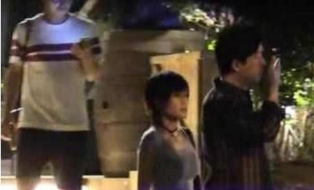 潘粤明▲潘粤明春风得意,带女友拍戏出双入对,曾泼他脏水的董洁作何感想