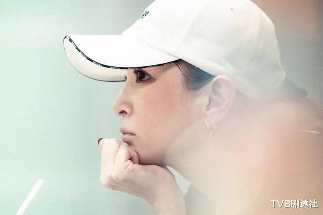 滨崎步|恭喜！42岁日本乐坛天后滨崎步宣布怀二胎，孩子父亲身份至今仍是谜