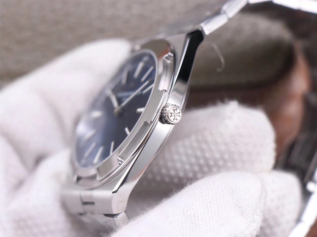 苹果|Siri说表:XF厂江诗丹顿纵横四海海外超薄2000V “骚蓝”