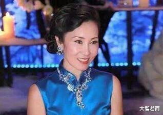 王健林|王思聪的妈妈有多厉害？令王健林佩服，王思聪12任女友被秒成渣